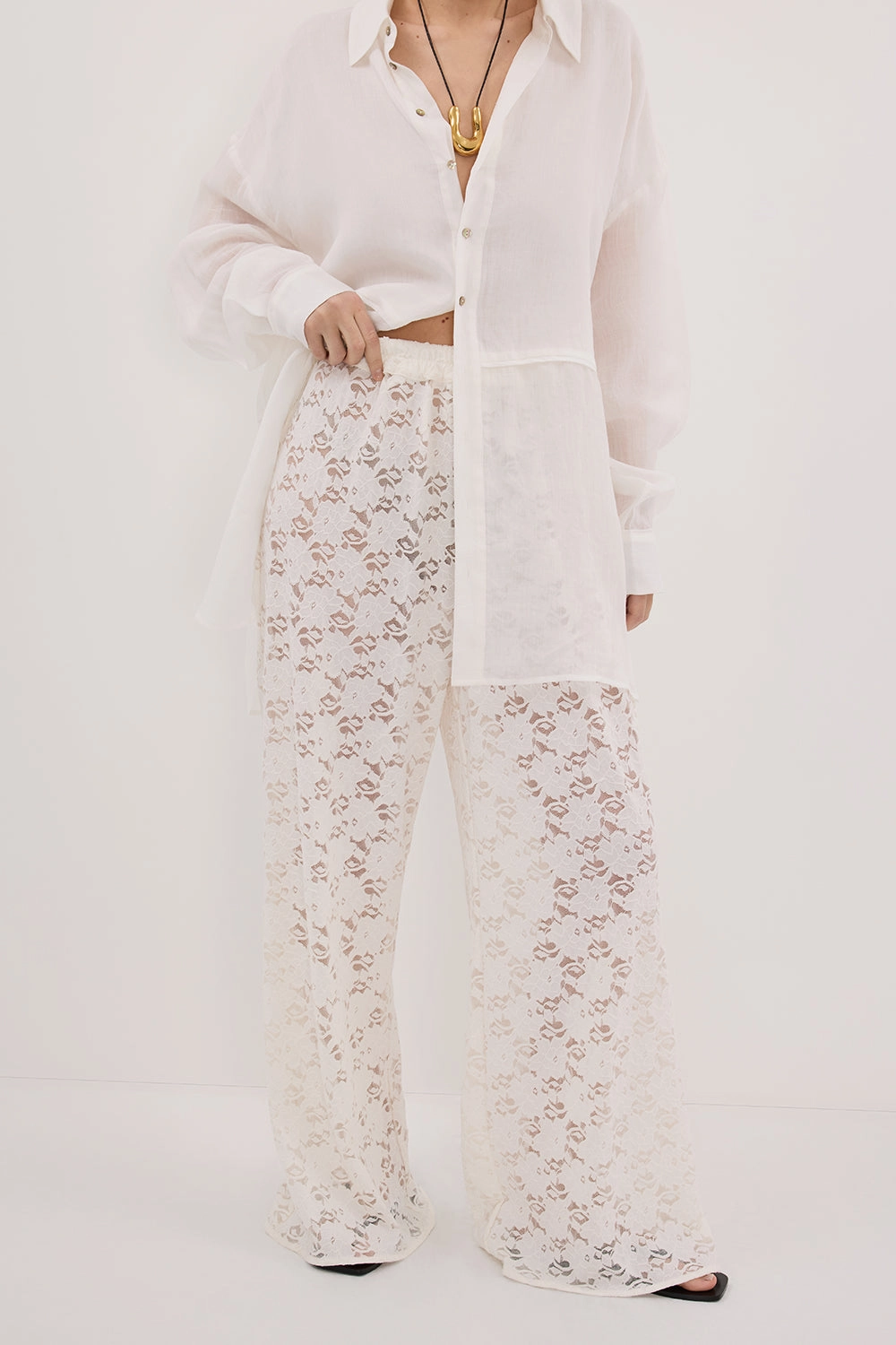 Tough Stretch LOULA WHITE LACE PANT