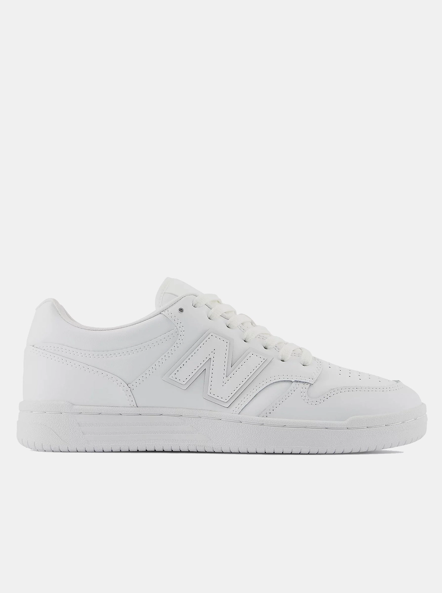480 Unisex understated look