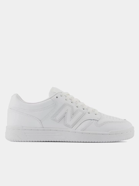 480 Unisex understated look