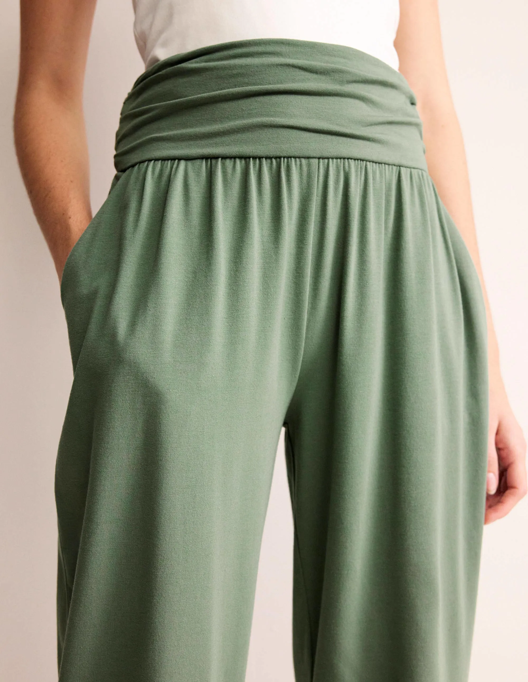 Flatlock Seams Hareem Jersey Joggers-Alder