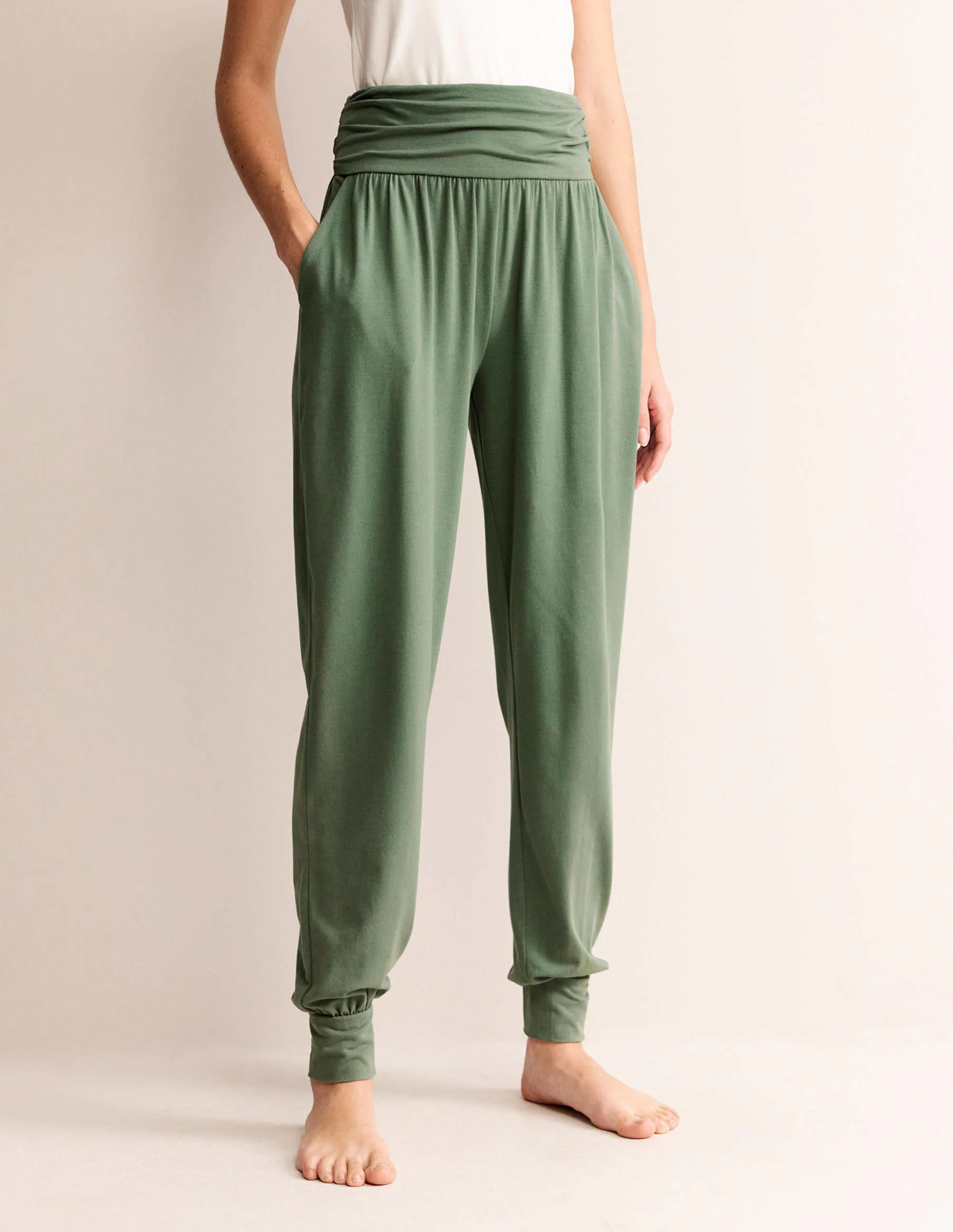 All Season Wear AllDayComfort Hareem Jersey Joggers-Alder