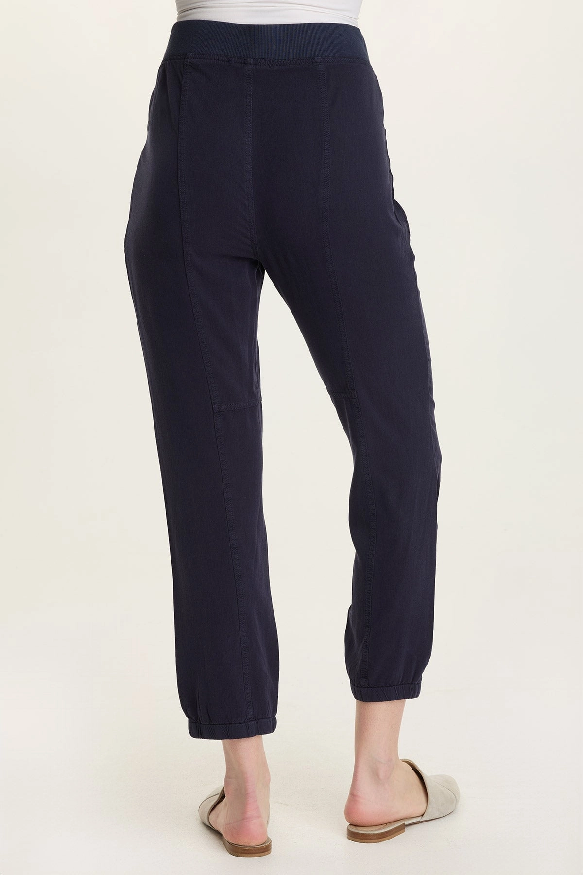 Squire Twill Banded Hem Casual Pant Low Profile Waistband Quick Movement