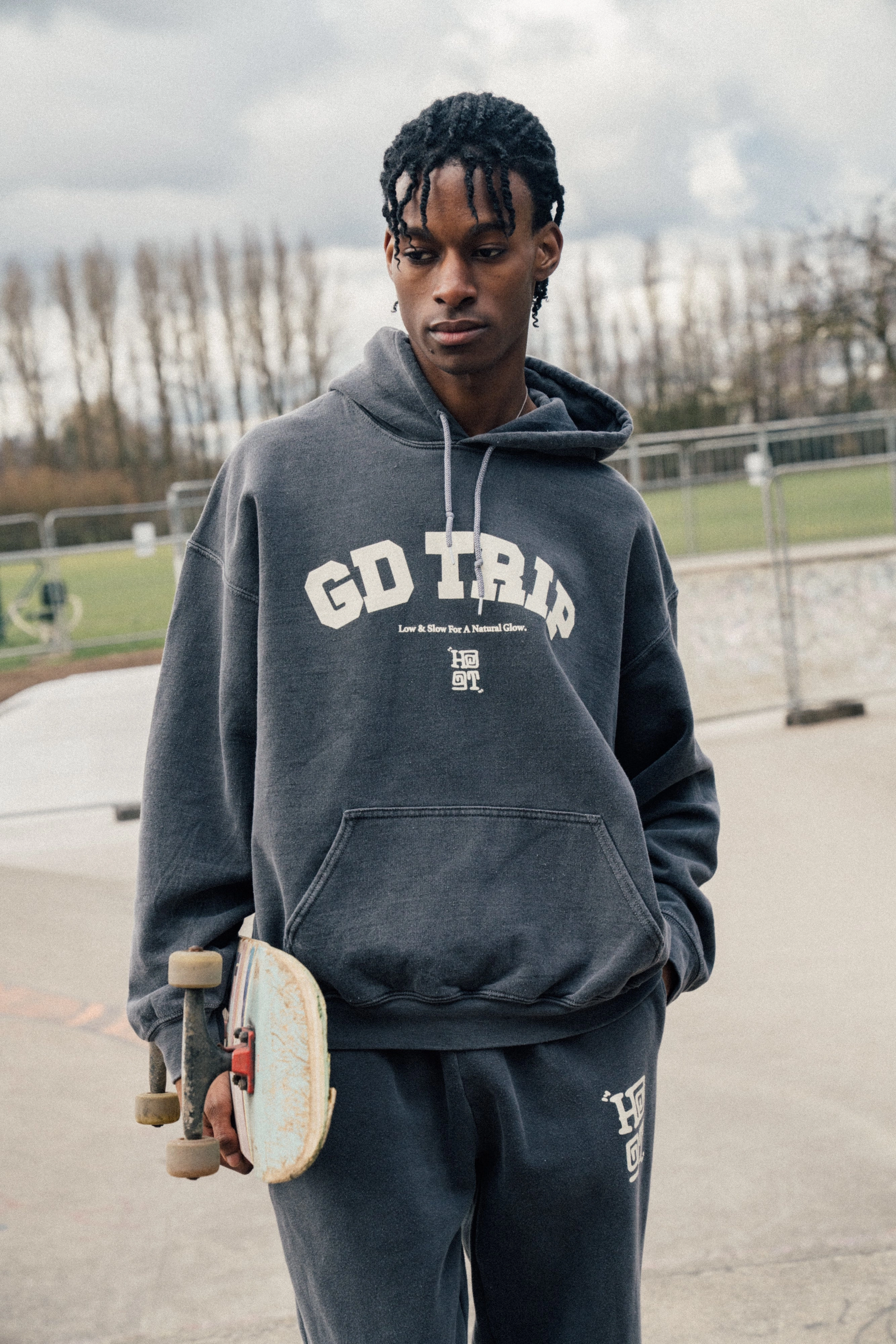 HAVE A GD TRIP 'Varsity' Vintage Washed Hoodie - Charcoal Classic Style Contrast Inner Layer