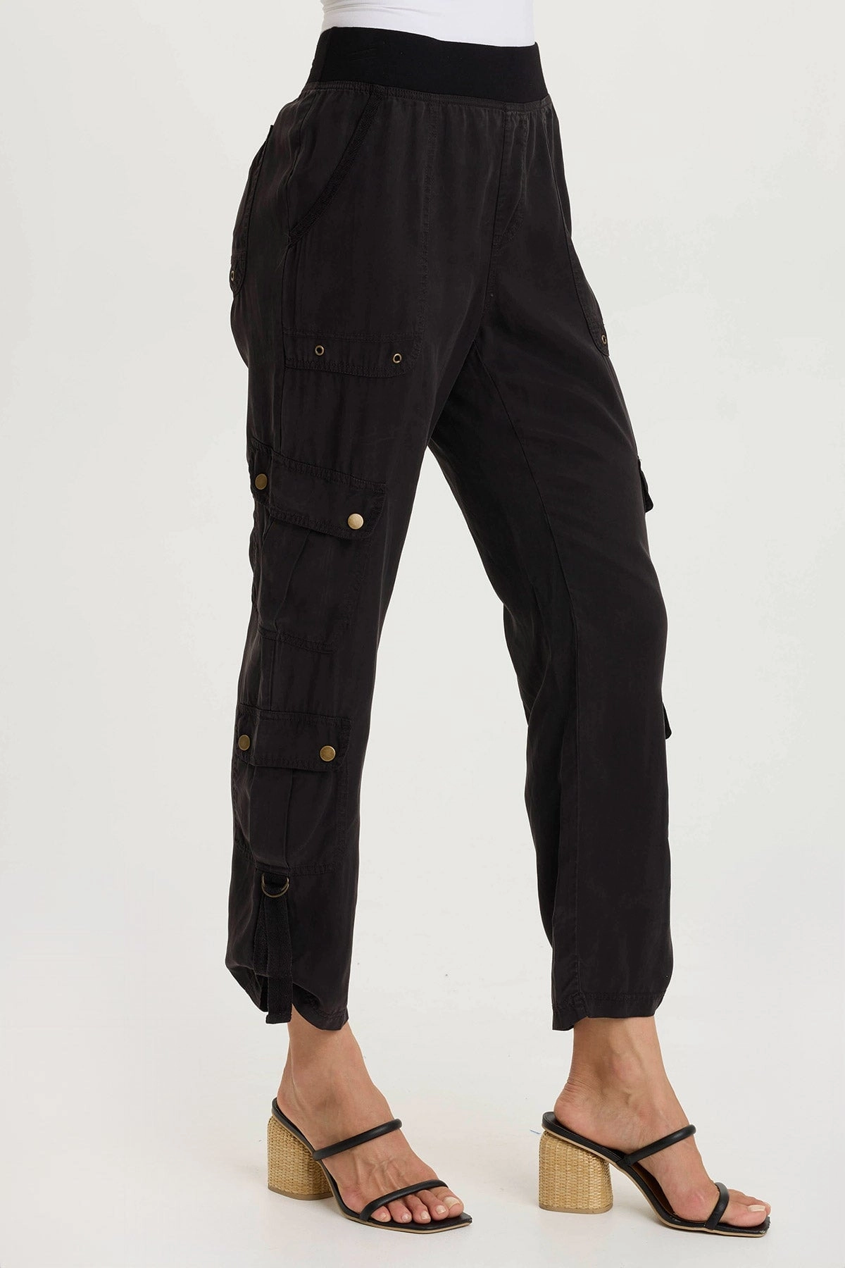 Lowe Twill Tabbed Hem Cargo Pant Metallic accents ThermalRegulation