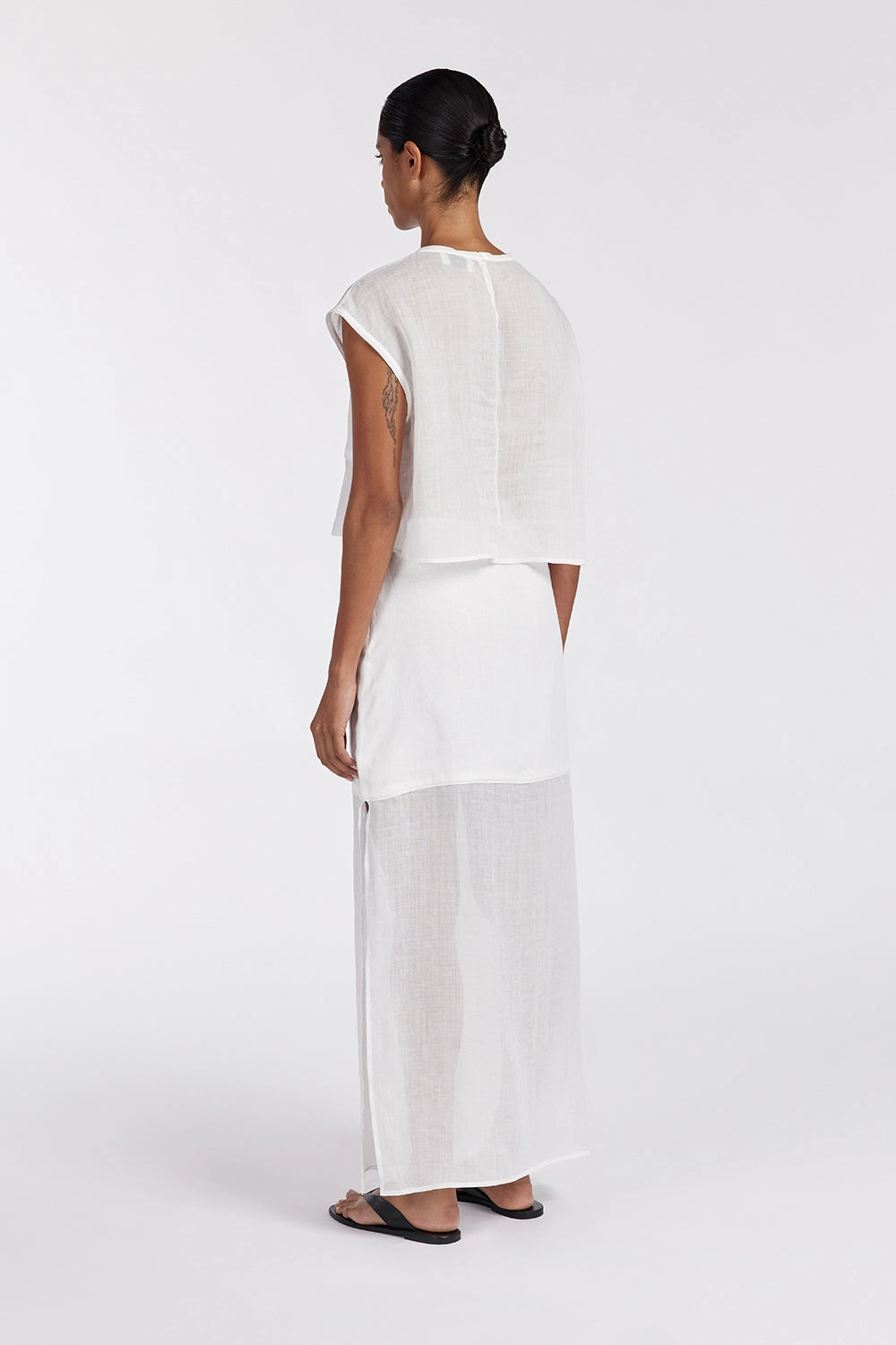 Heat Dissipating Fabric KAI WHITE RAMIE MIDI SKIRT