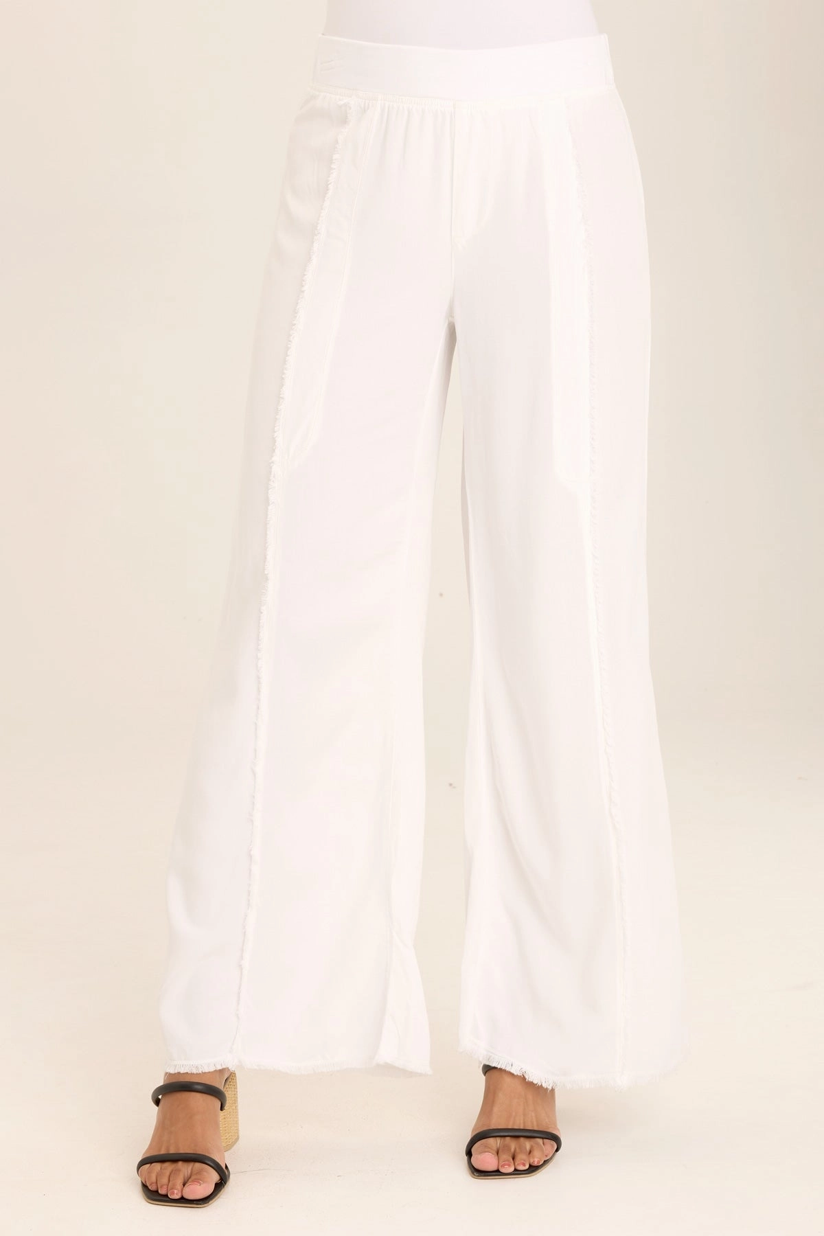Modern Cut Functional Wear Twill Beach Trouser