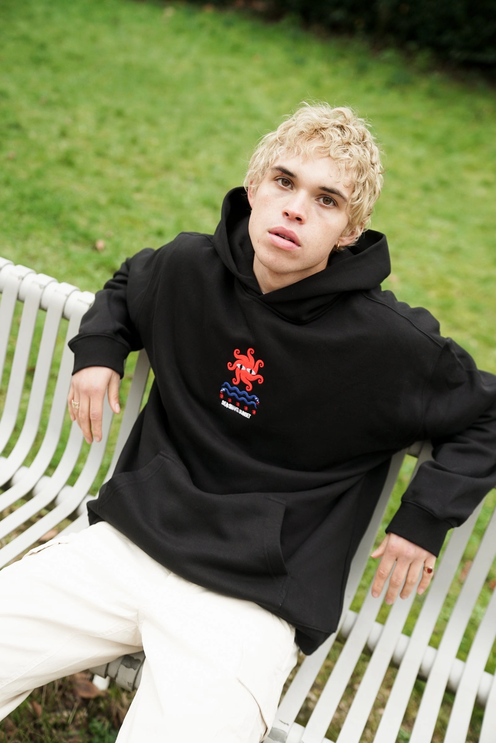 elastic waistband KBAR X UN:IK 'Sea Snake' Embroidered Hoodie - Black
