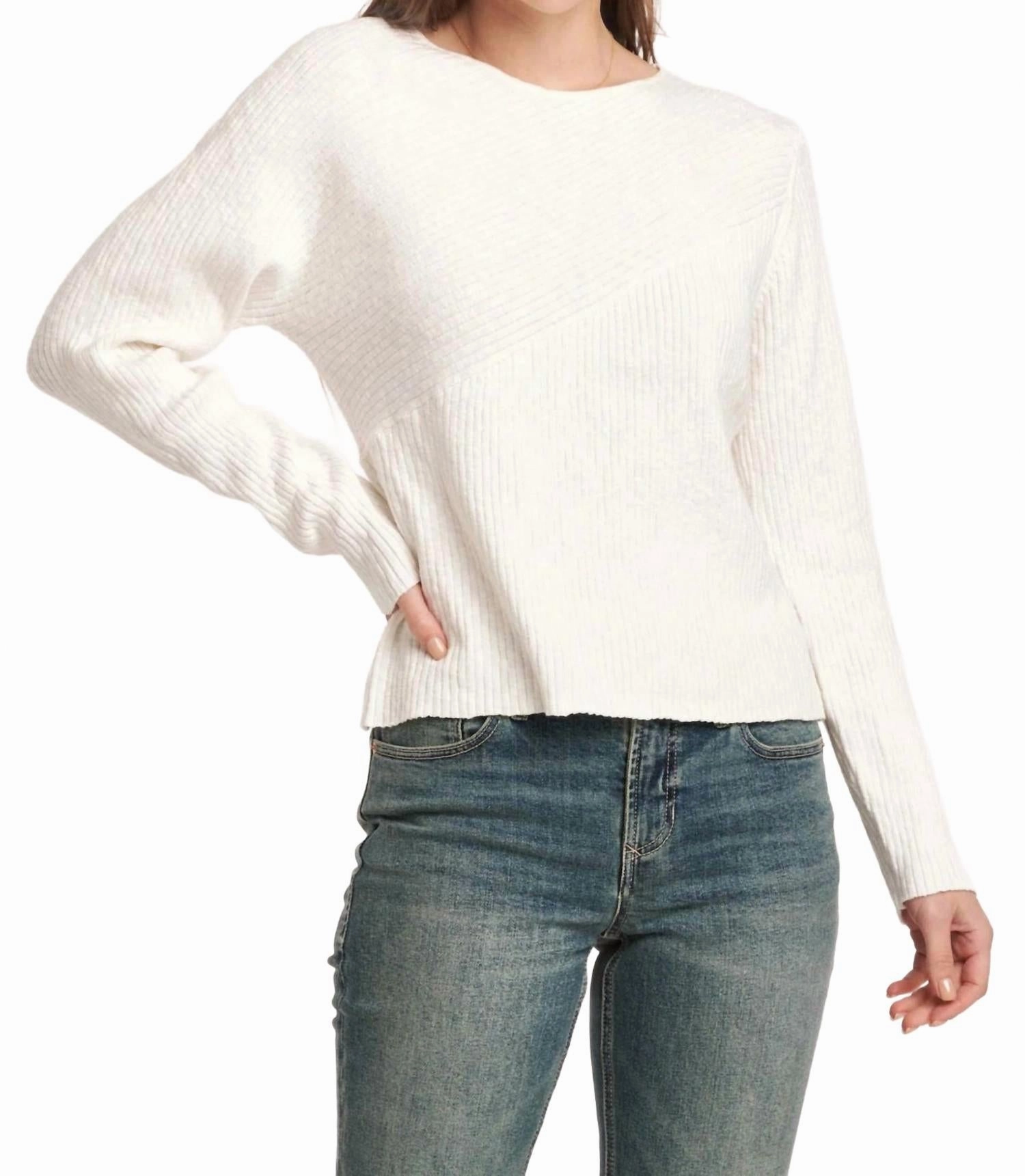 Merino Wool Winter Comfort Giovanna Long Sleeve Sweater In Ivory
