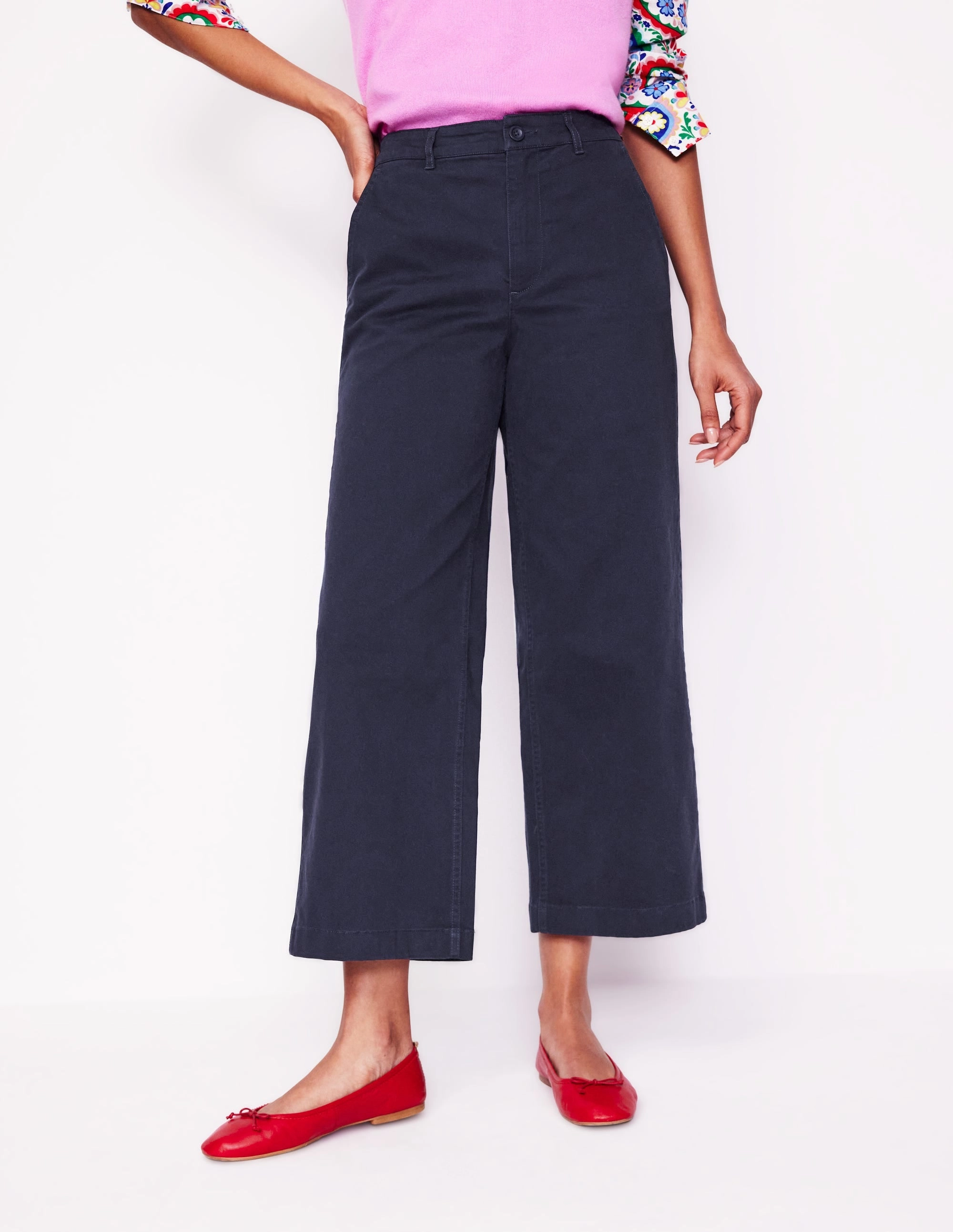 Barnsbury Crop Chino Trousers-Navy Sporty Comfort Wear MoistureWickingLining