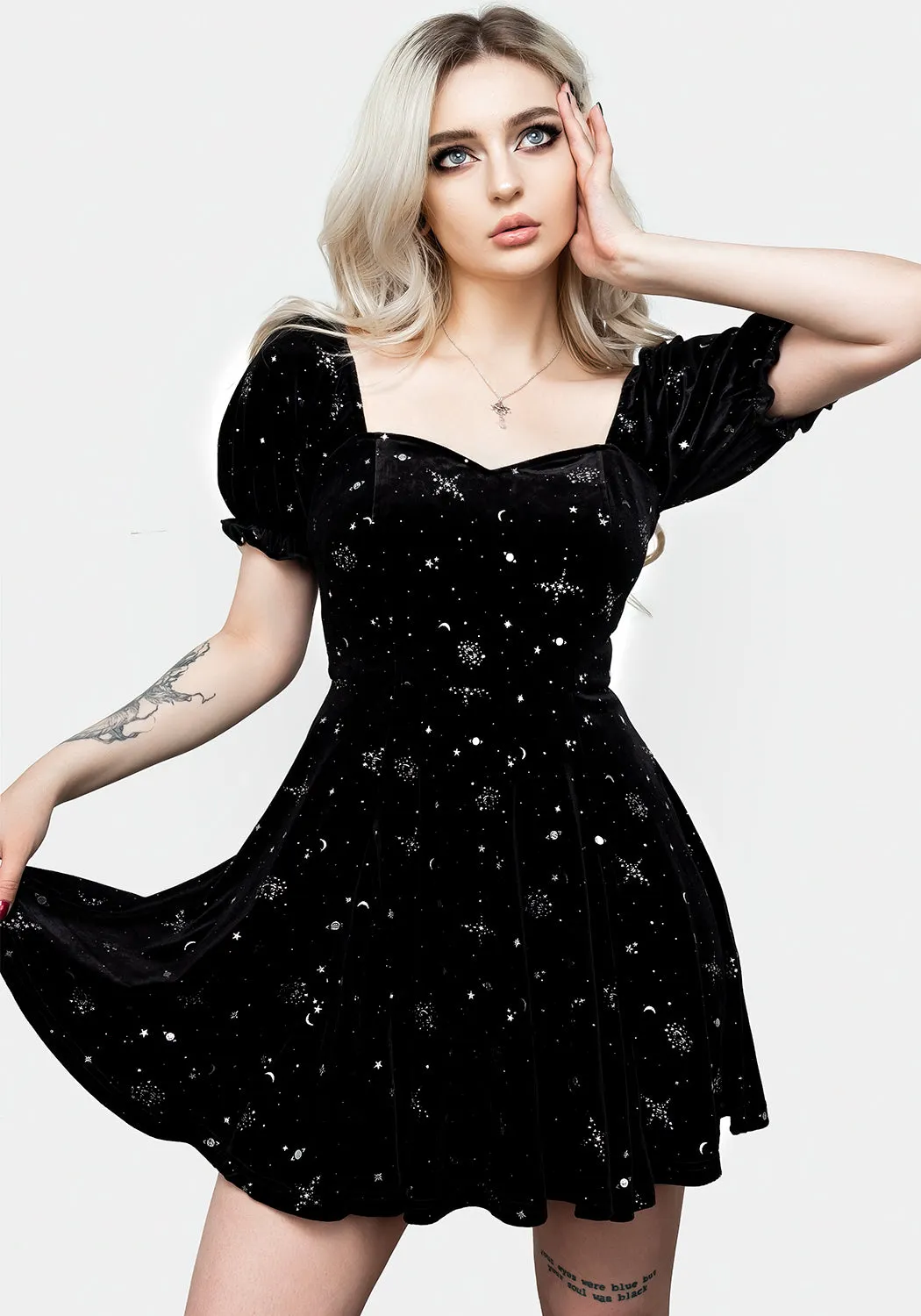 Sunny Lace Gift-Worthy Veniri Corset Mini Dress