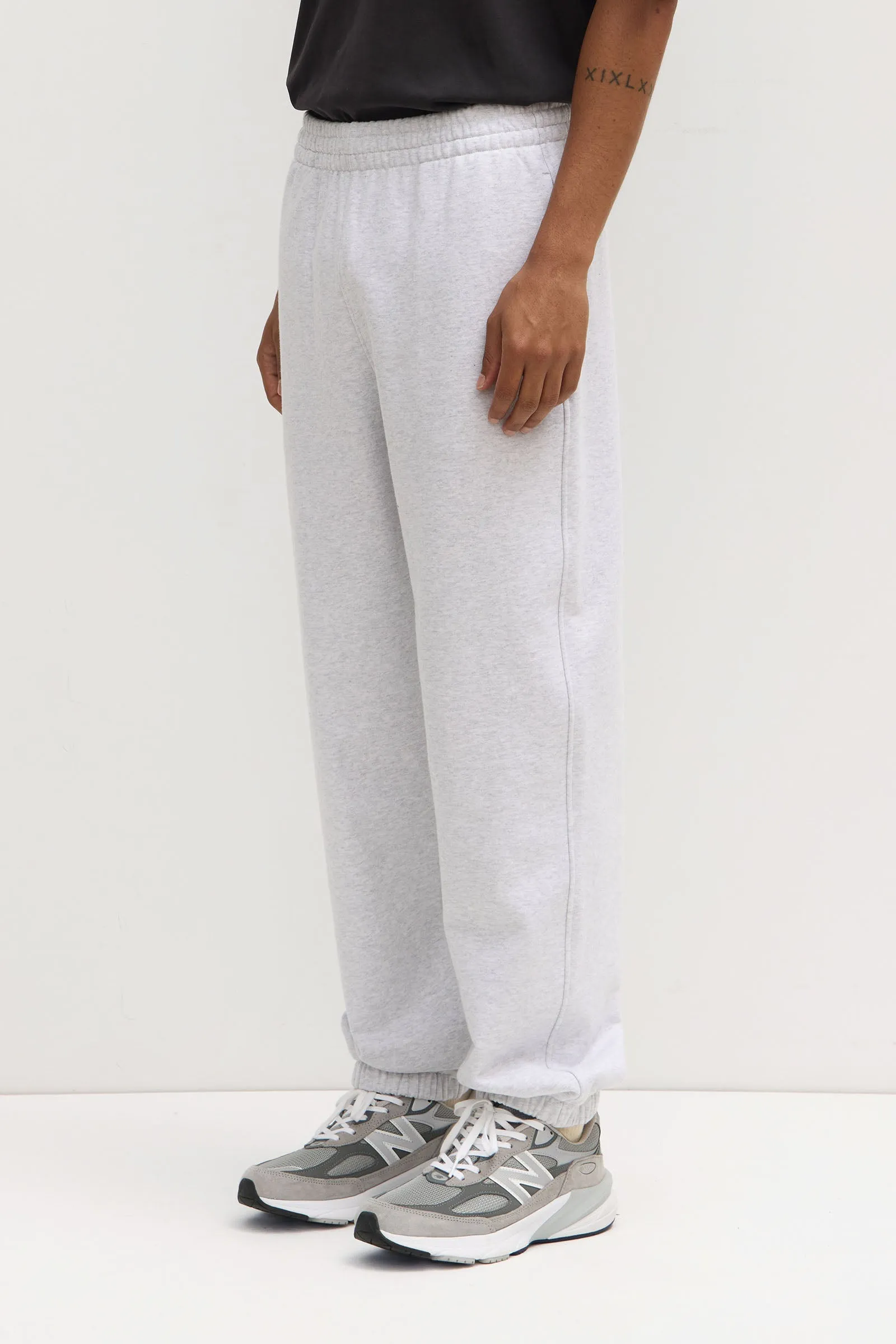 Chilly Weather Wear Ventilated Underarm Design Mens Weekender Fleece Track Pant