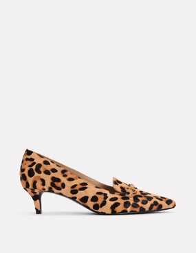 Iris Heel Snaffle Point Loafer-Leopard elegant design Tassel Accent