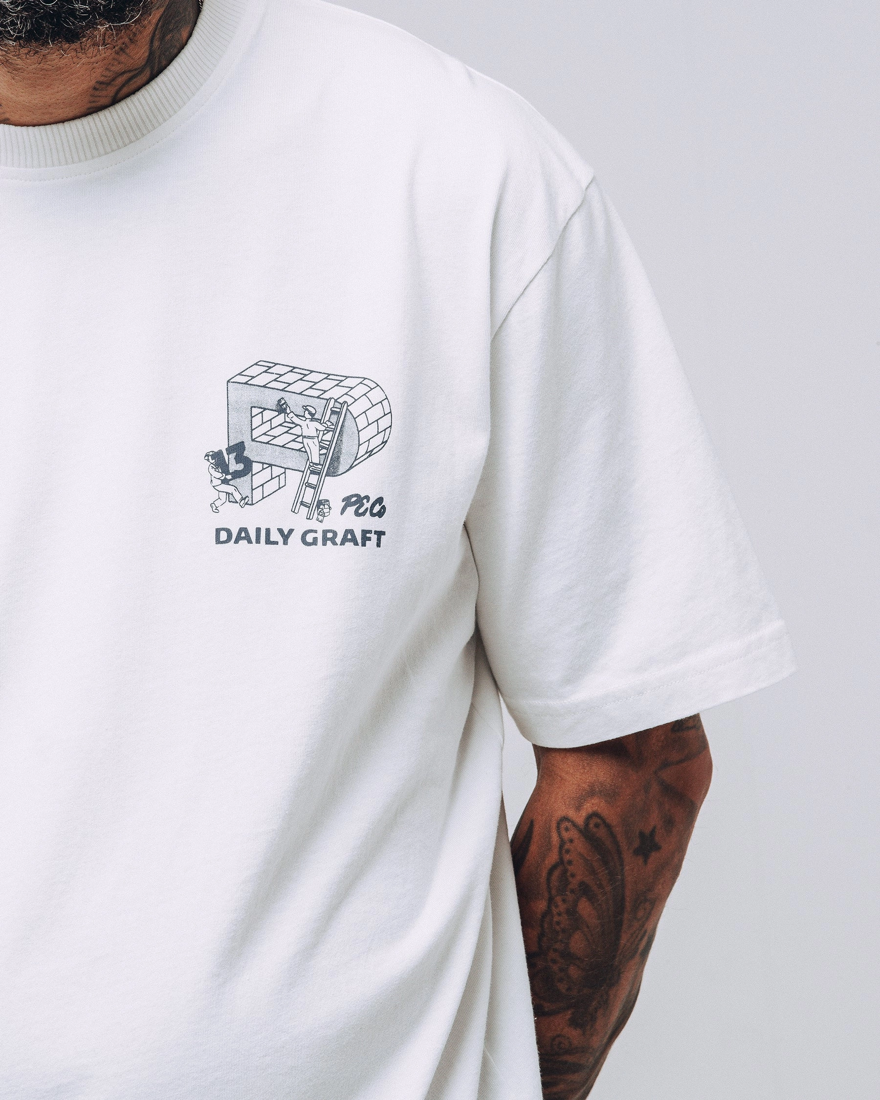 Soft Layering Trendy Look Daily Graft Boxy T-Shirt - Off White