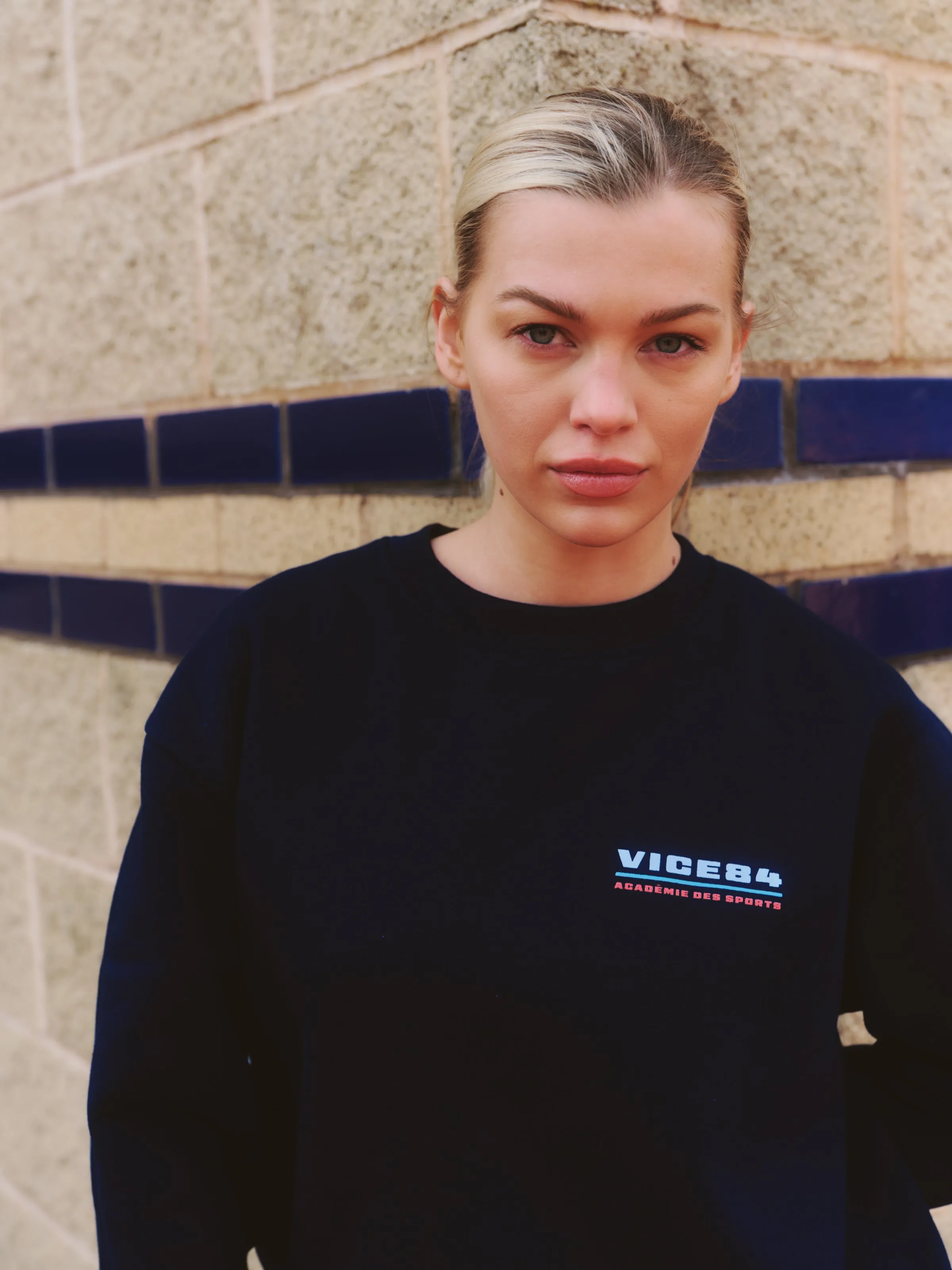 Chilly Wardrobe Vice 84 'Acad??mie des Sports Logo' Heavyweight Sweater - Navy