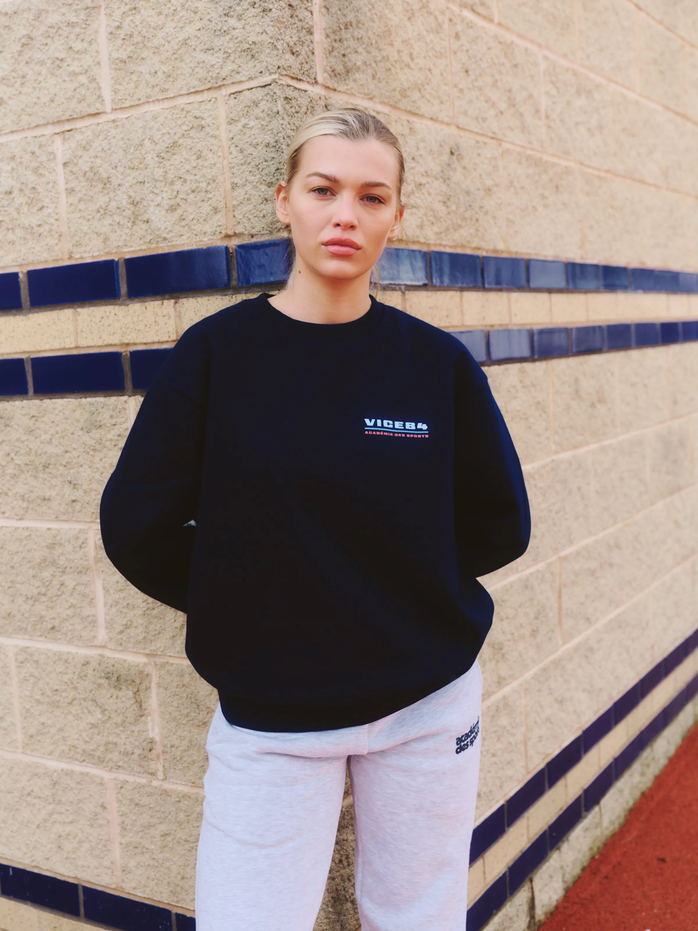 Vice 84 'Acad??mie des Sports Logo' Heavyweight Sweater - Navy Cozy Choice Cold-Weather Fashion