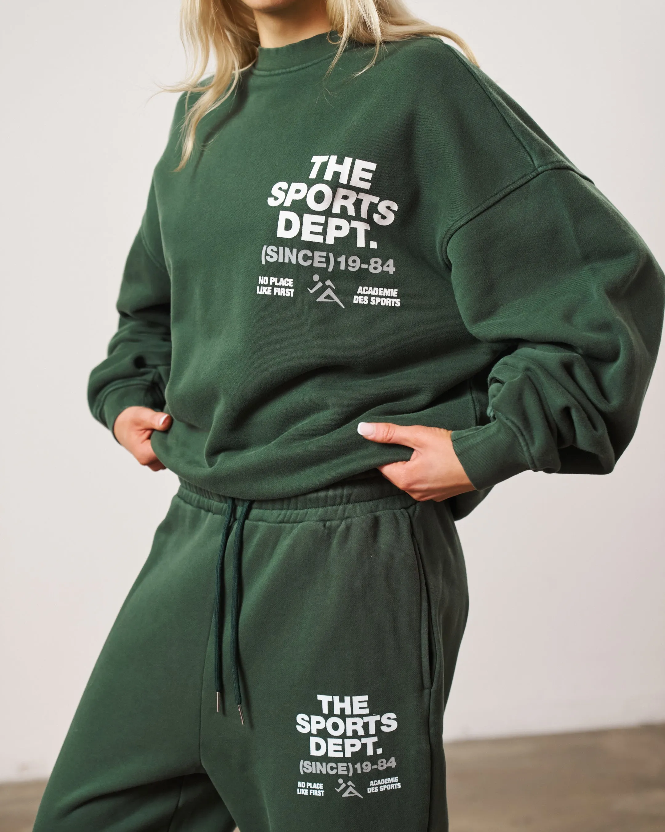 Fashion Knitwear Fashion Layers Vice 84 'The Sports Dept' Heavyweight Washed Sweater - Green