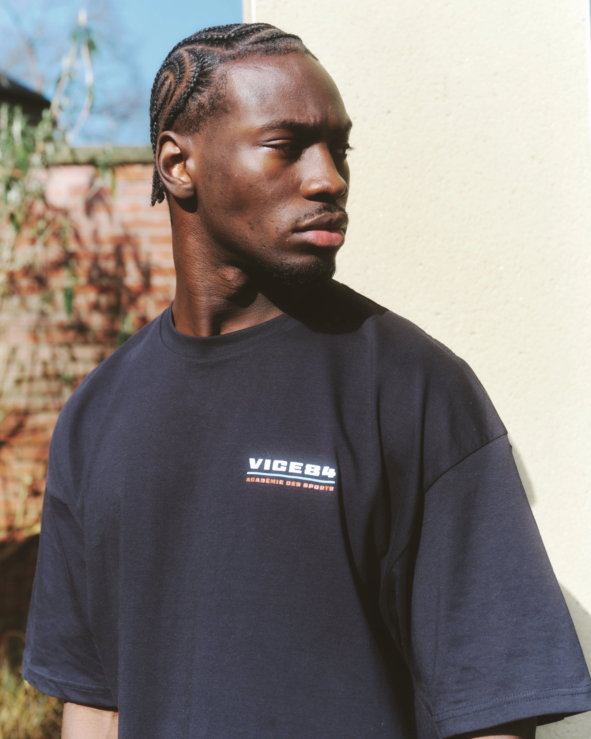Vice 84 'Acad??mie des Sports Logo' Tee - Navy Bold Comfort