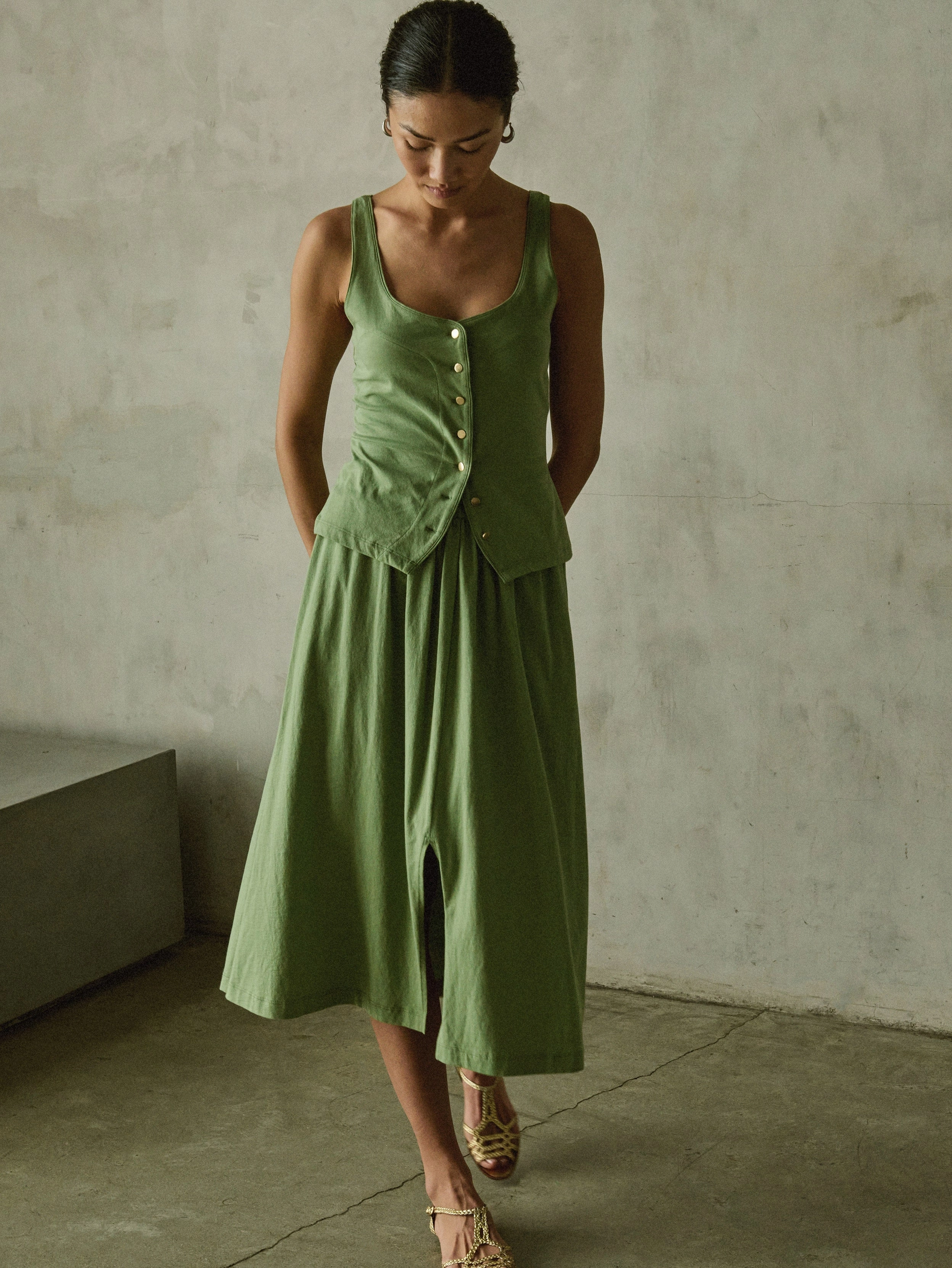 Vida Midi Skirt Lightwear Look Street Vibe