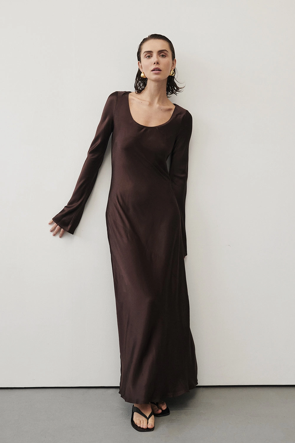 ELOISE BITTER CHOC LONG SLEEVE SATIN MIDI DRESS Smart Layering Smooth Layering