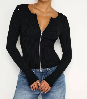 Virgo Rib Sweater In Black Winter Must-Have Wear Trendy Look