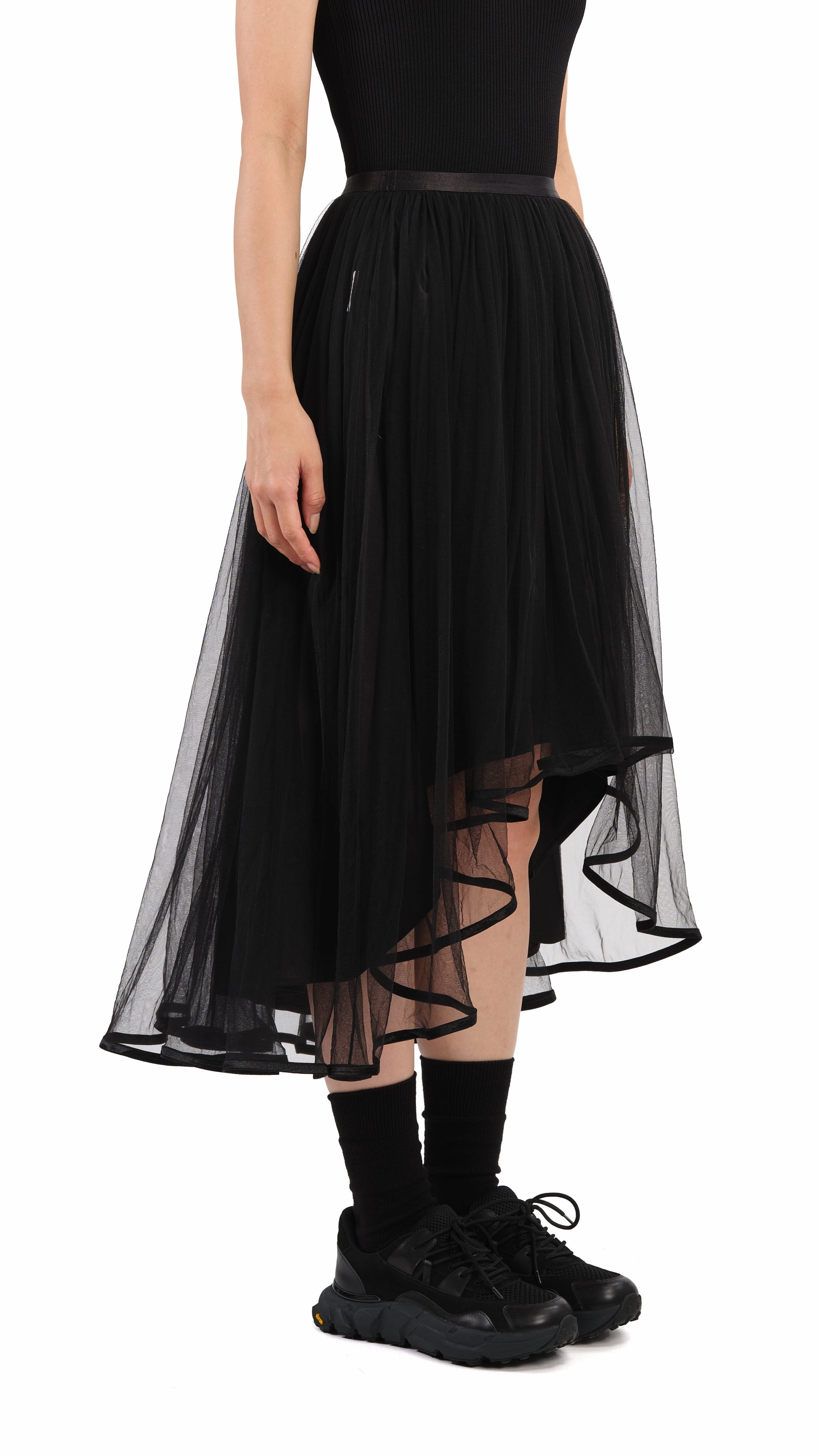 Volume Mesh Skirt Travel Influence