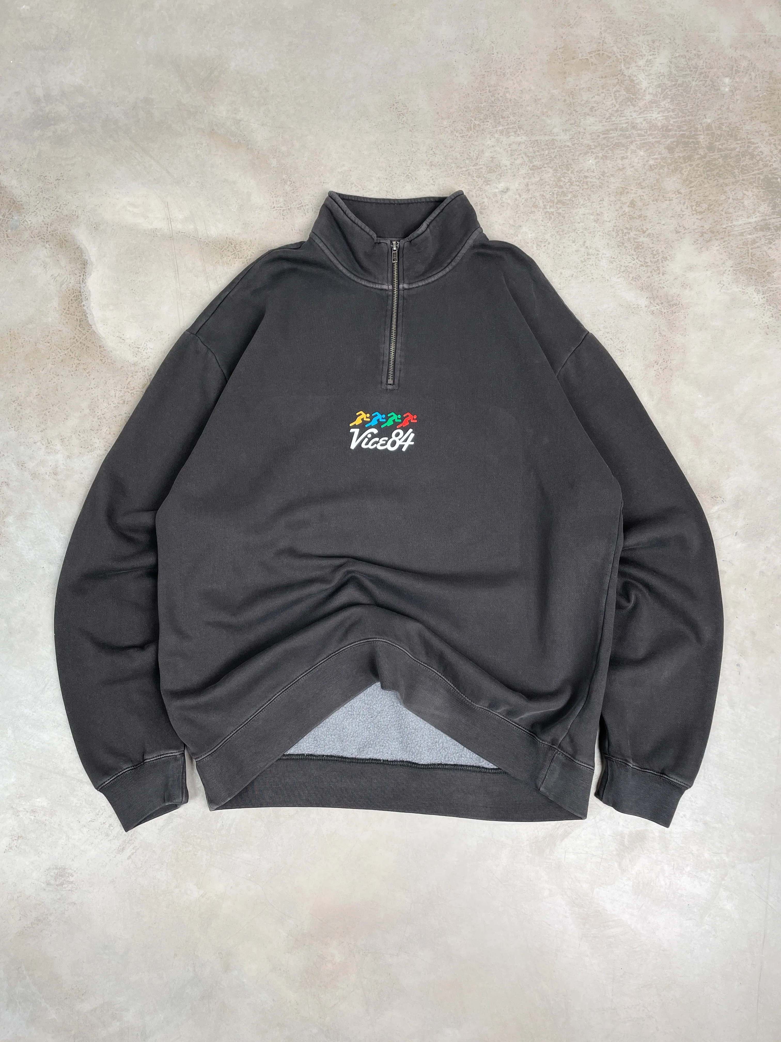 Vice 84 'Runner' Faded 1/4 Zip Sweater - Black Chic Layering