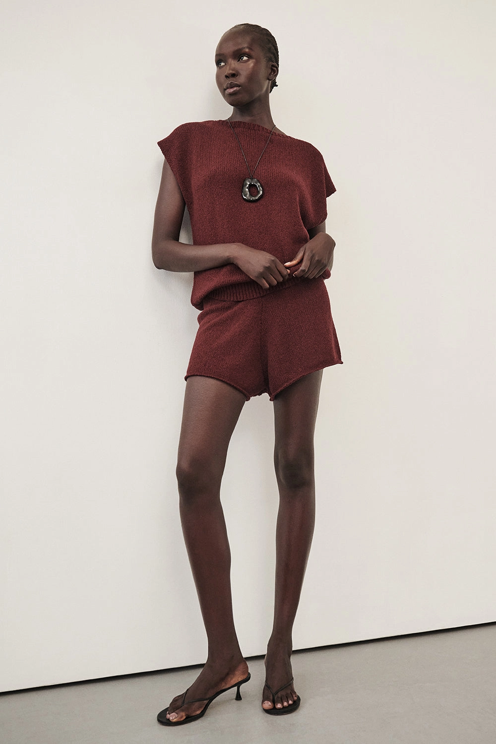ASPEN SANGRIA KNIT SHORT Sleek Look