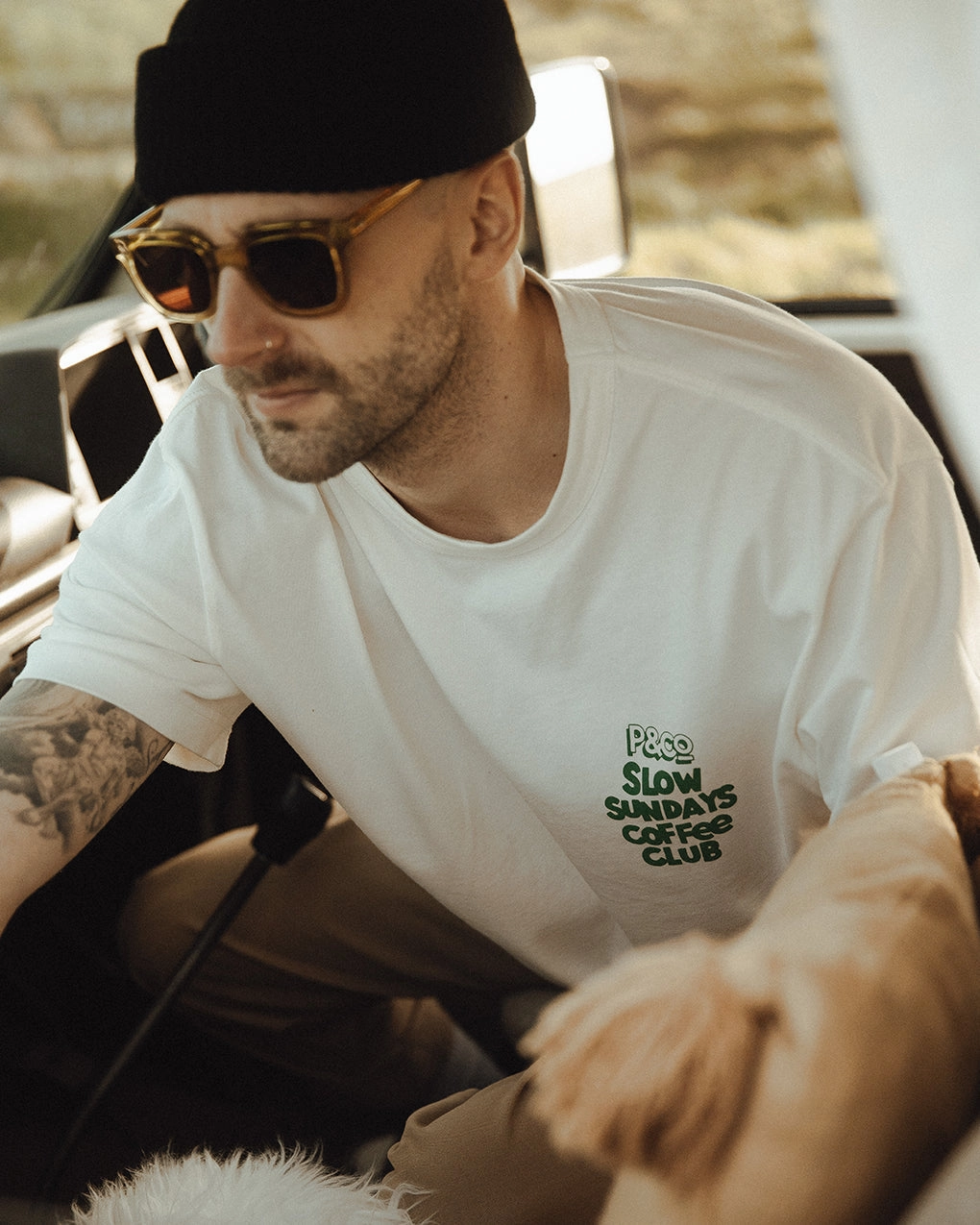 MinimalistDesign Slow Sundays T-Shirt - Off White