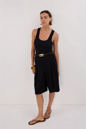 WESTWOOD BLACK BERMUDA SHORT Wide Leg Silhouette