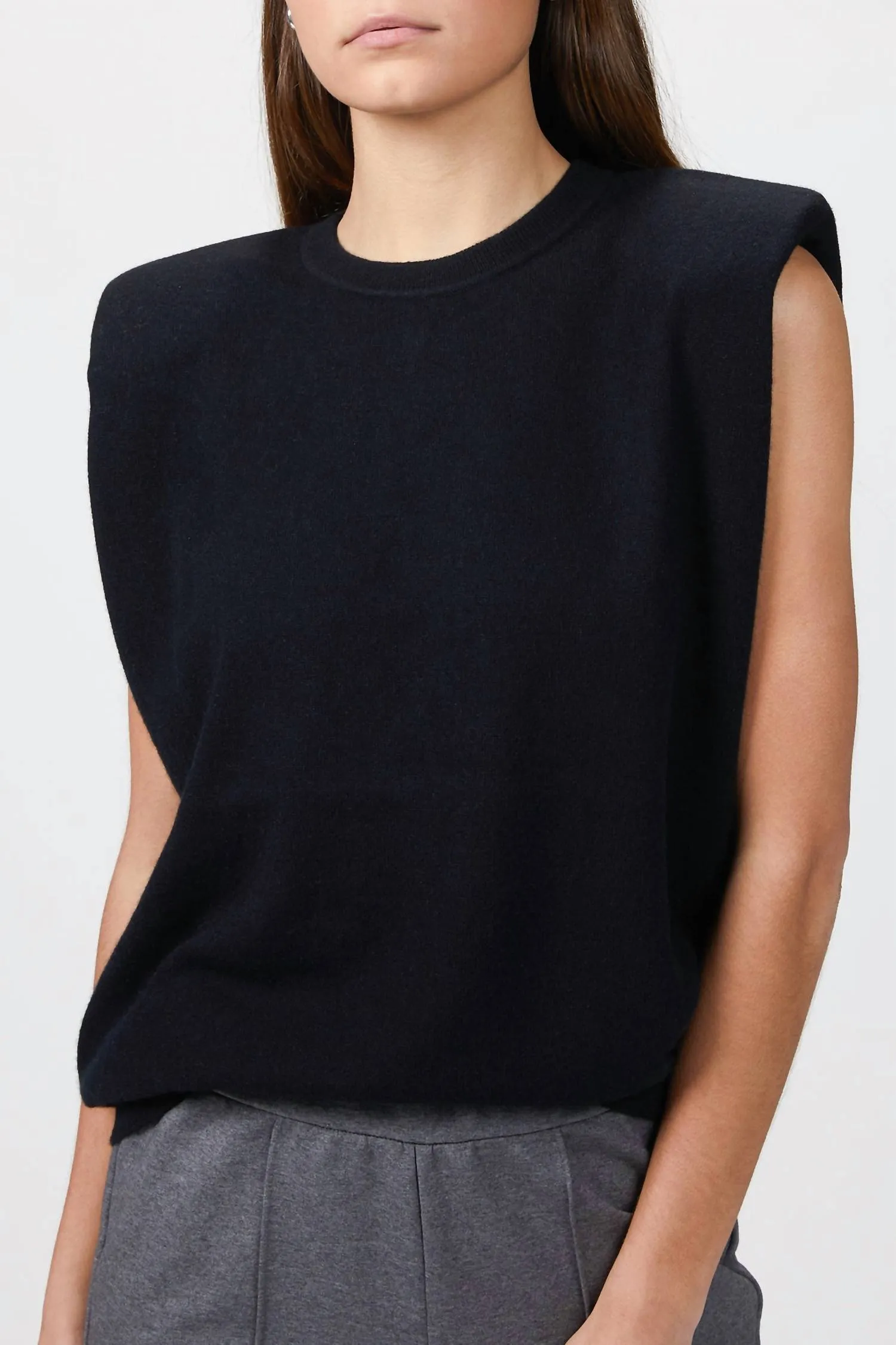 Relaxed Comfort Jaitlin Sweater In Black