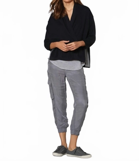 Women's Poolside Pullover Top In Navy/thunder Easy Fit