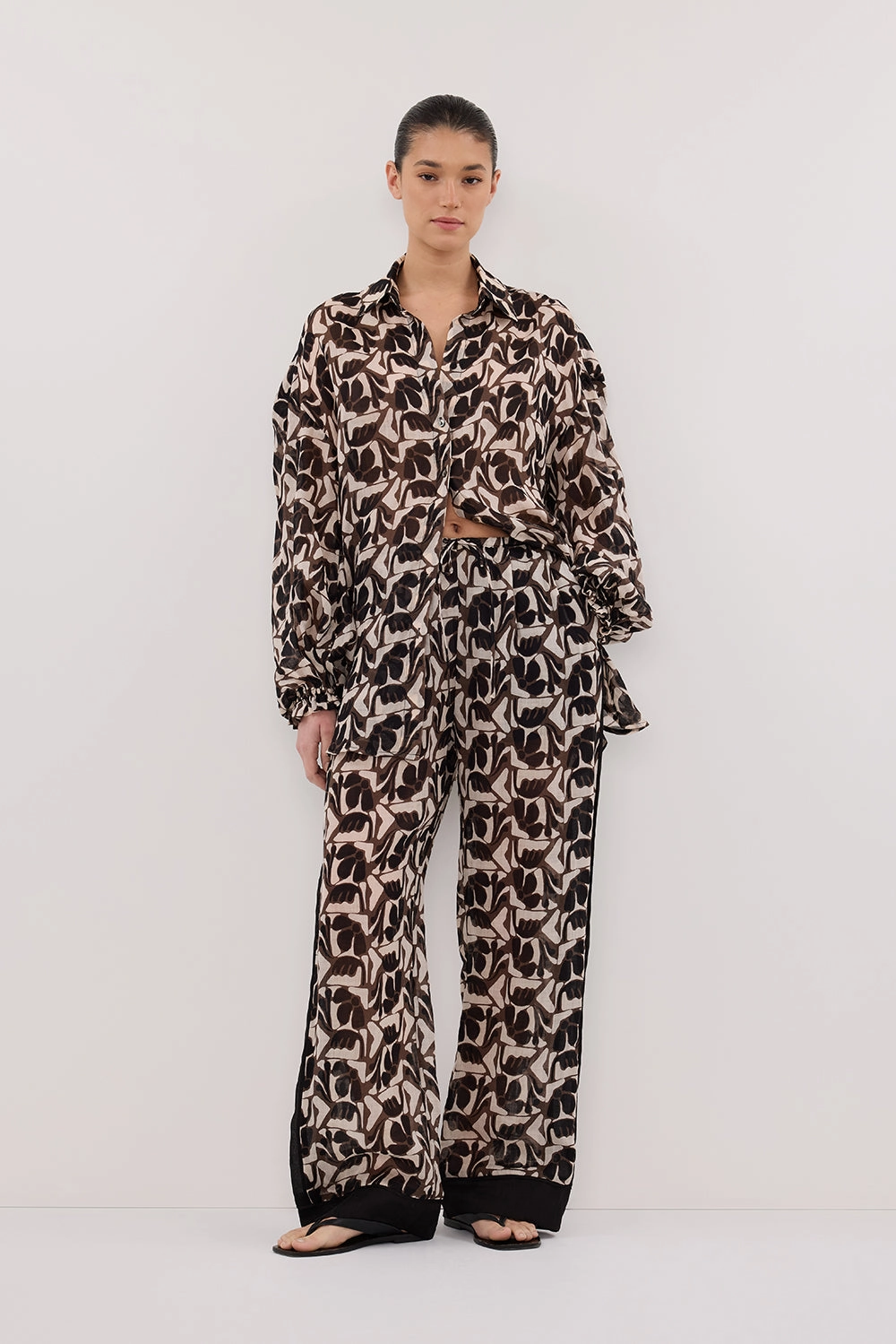 Free Movement Compact Fit MAUI BITTER CHOC RAMIE PANT