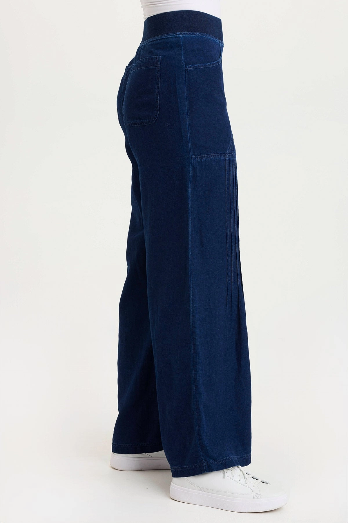 Performance Design Fit Timeless Fit Ralston Indigo Twill Lightweight Pleated Wide Leg Pant